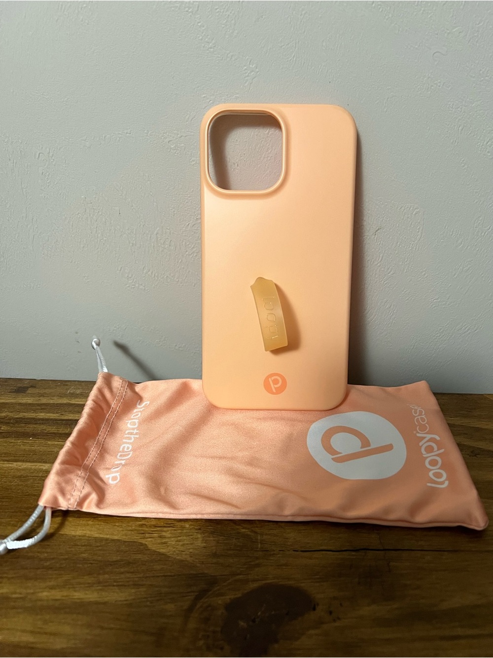 Loopy Case Peach Fizz.
